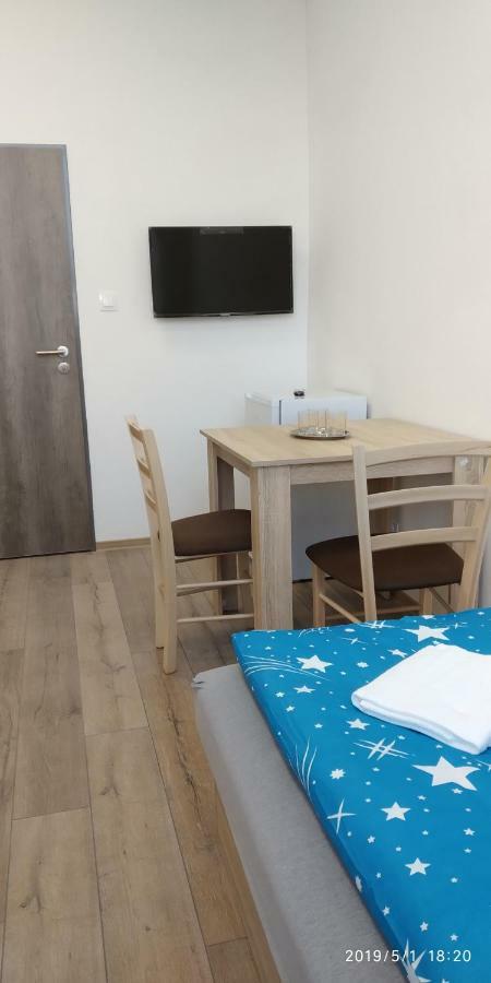 White Coral Club Hostel Košice Εξωτερικό φωτογραφία